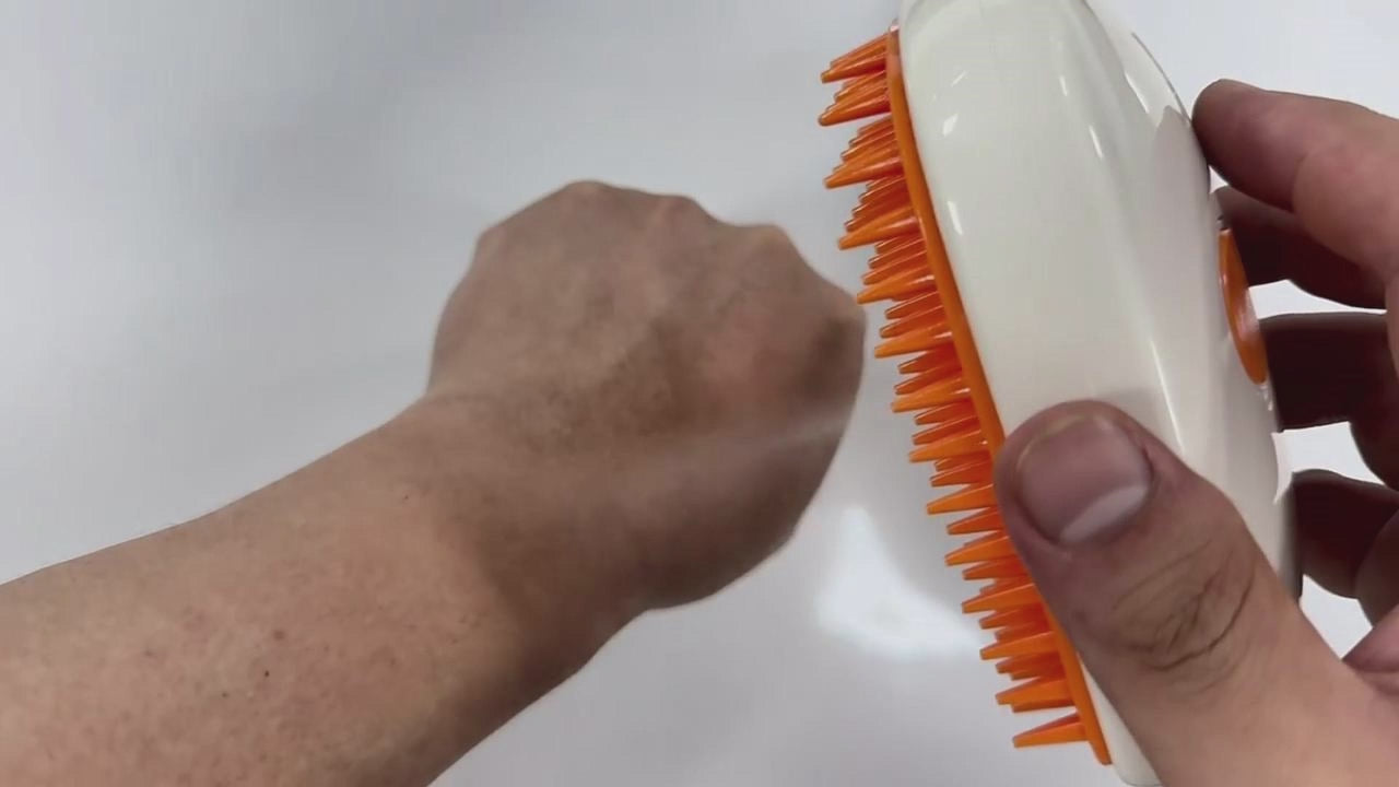 Brosse à Vapeur 3-en-1 AF PETS™  ! Massage & Anti-Poils